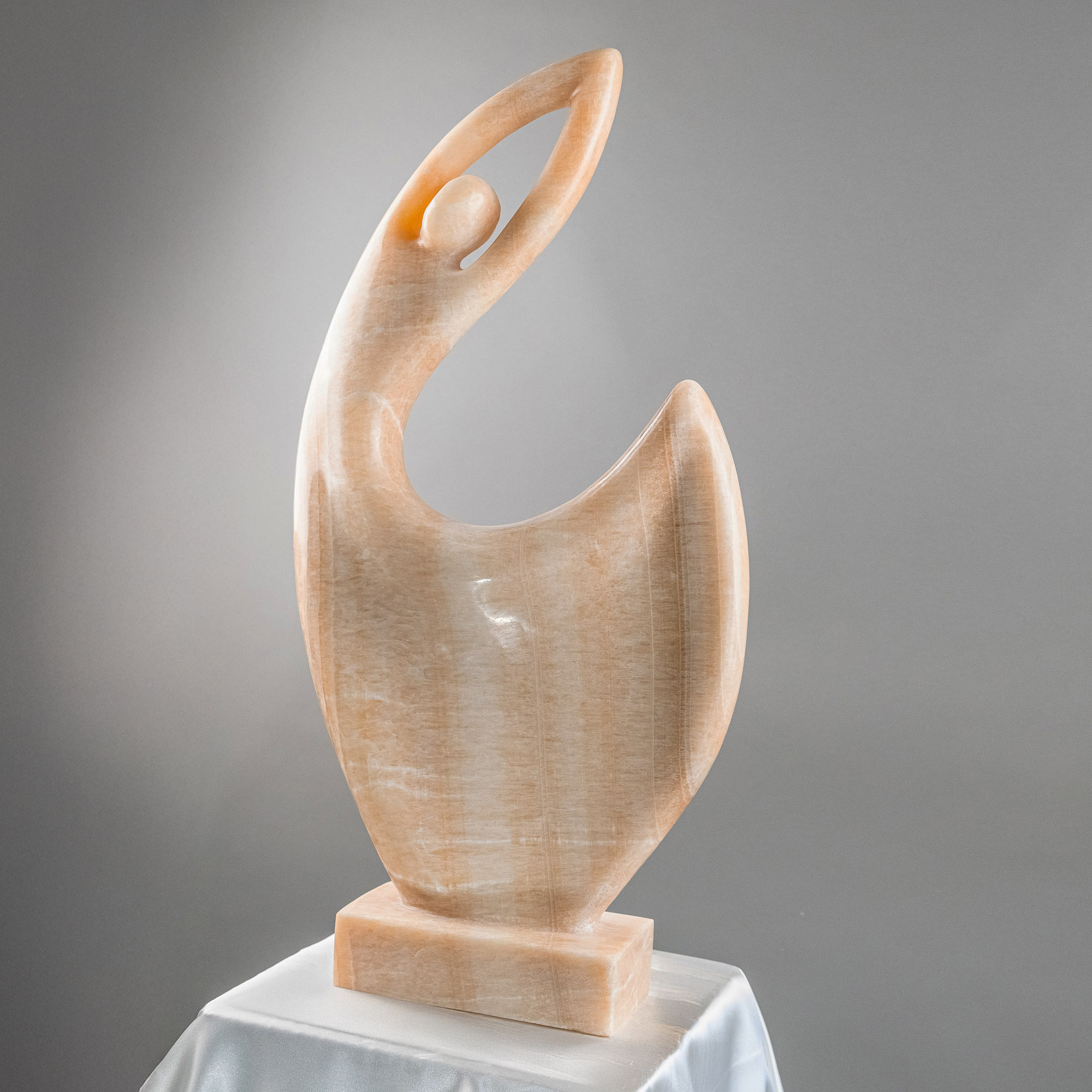 CARNATION Sculpture - Image 4